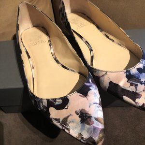 Vince Camuto Multi Holiday Floral studded flats
